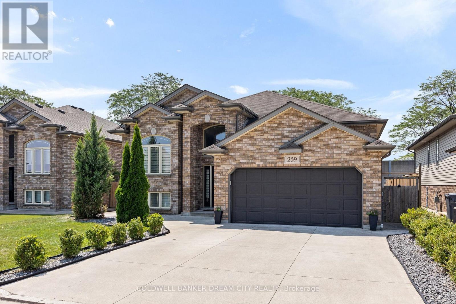 239 Branton Cres, Windsor, ON N9K 1E2