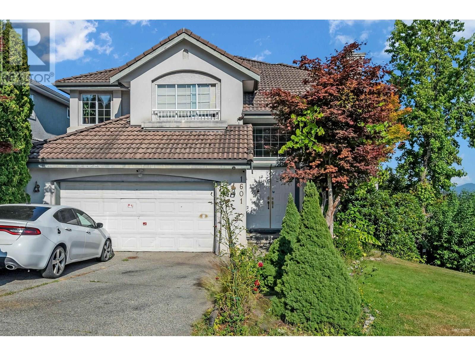1601 Pinetree Way, Coquitlam, BC V3E 3C4