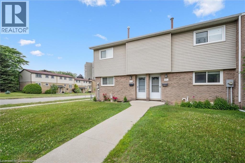 320 Bluevale Street N Unit A, Waterloo, ON N2J 4G3