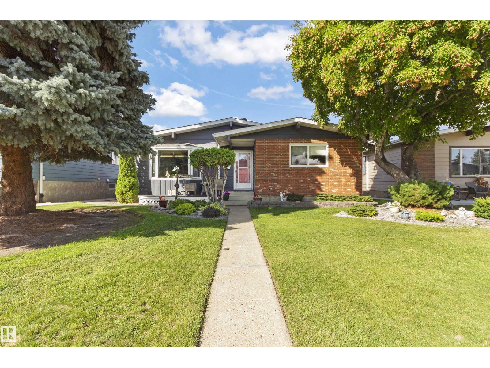 13 Av Nw Unit 6928, Edmonton, AB T6K 3P7