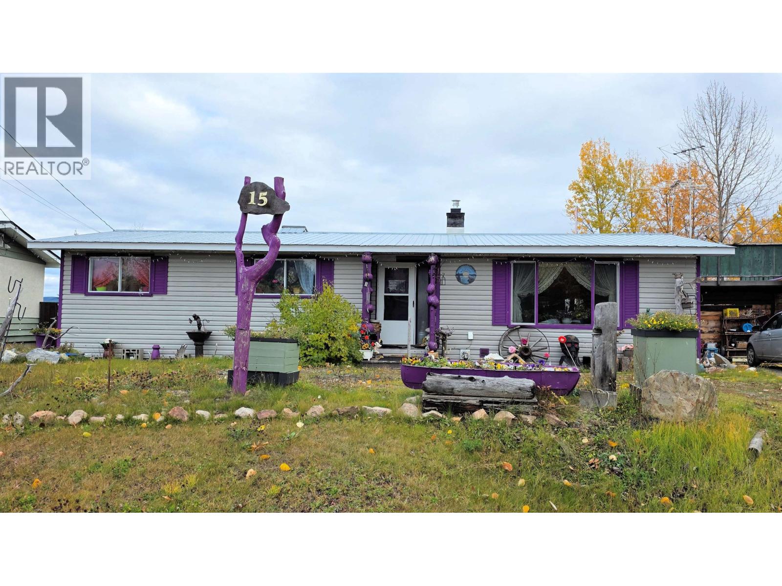 15 Harmon Cres, Granisle, BC V0J 1W0