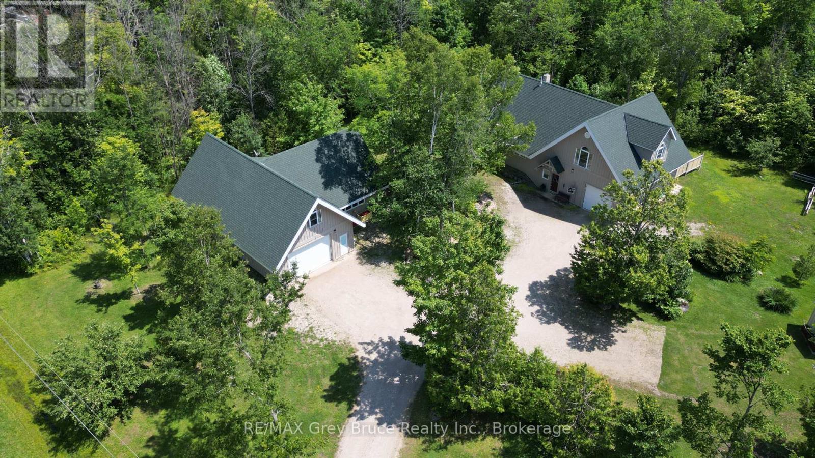 20 Maple Dr, Northern Bruce Peninsula, ON N0H 1Z0