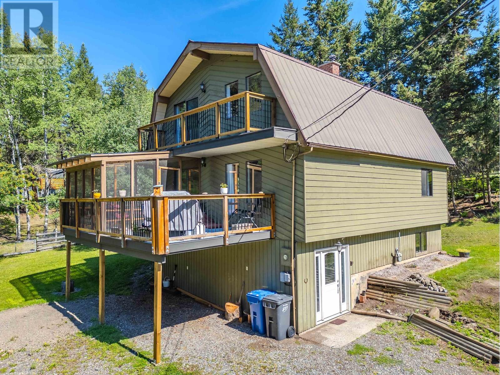 4927 Gloinnzun Cres, 108 Mile Ranch, BC V0K 2Z0