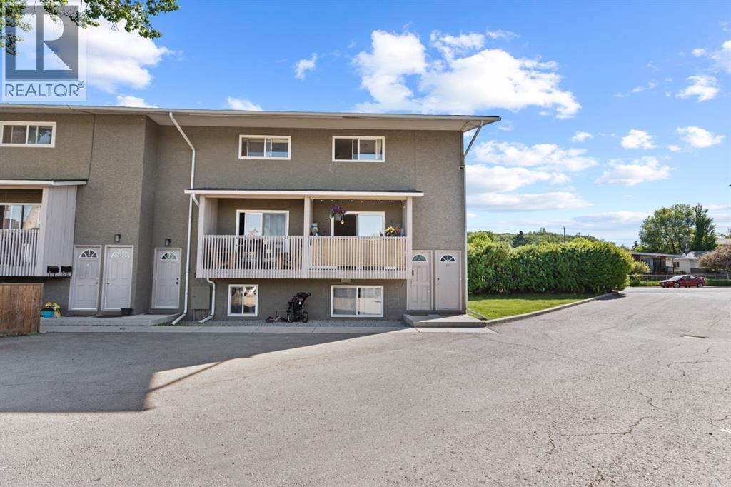 8112 36 Avenue Nw Unit 19, Calgary, AB T3B 3P3