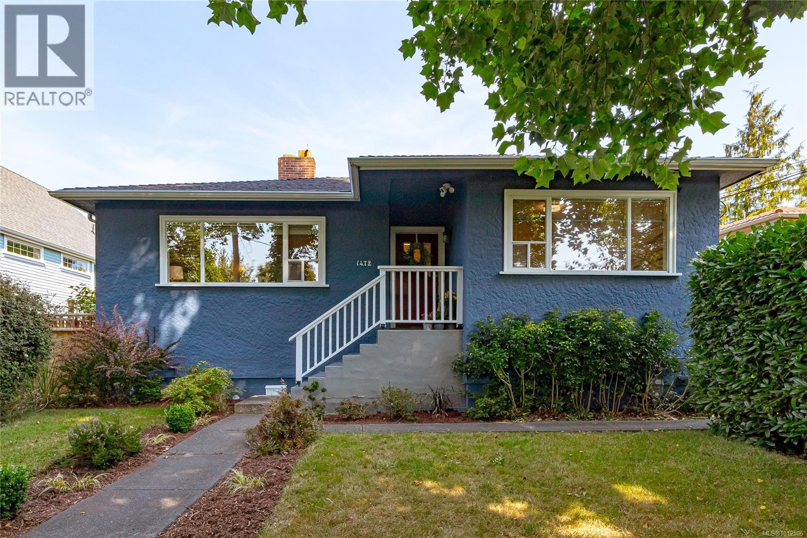 1472 Hamley St, Victoria, BC V8S 1N1