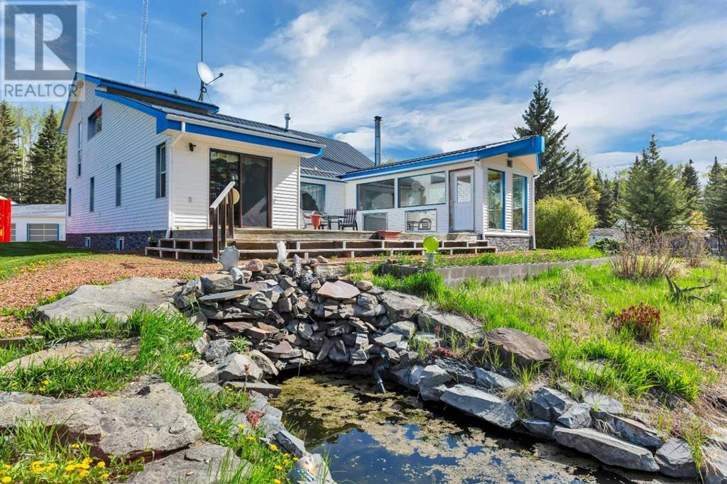 33235 Range Road 64, Sundre, AB T0M 1X0