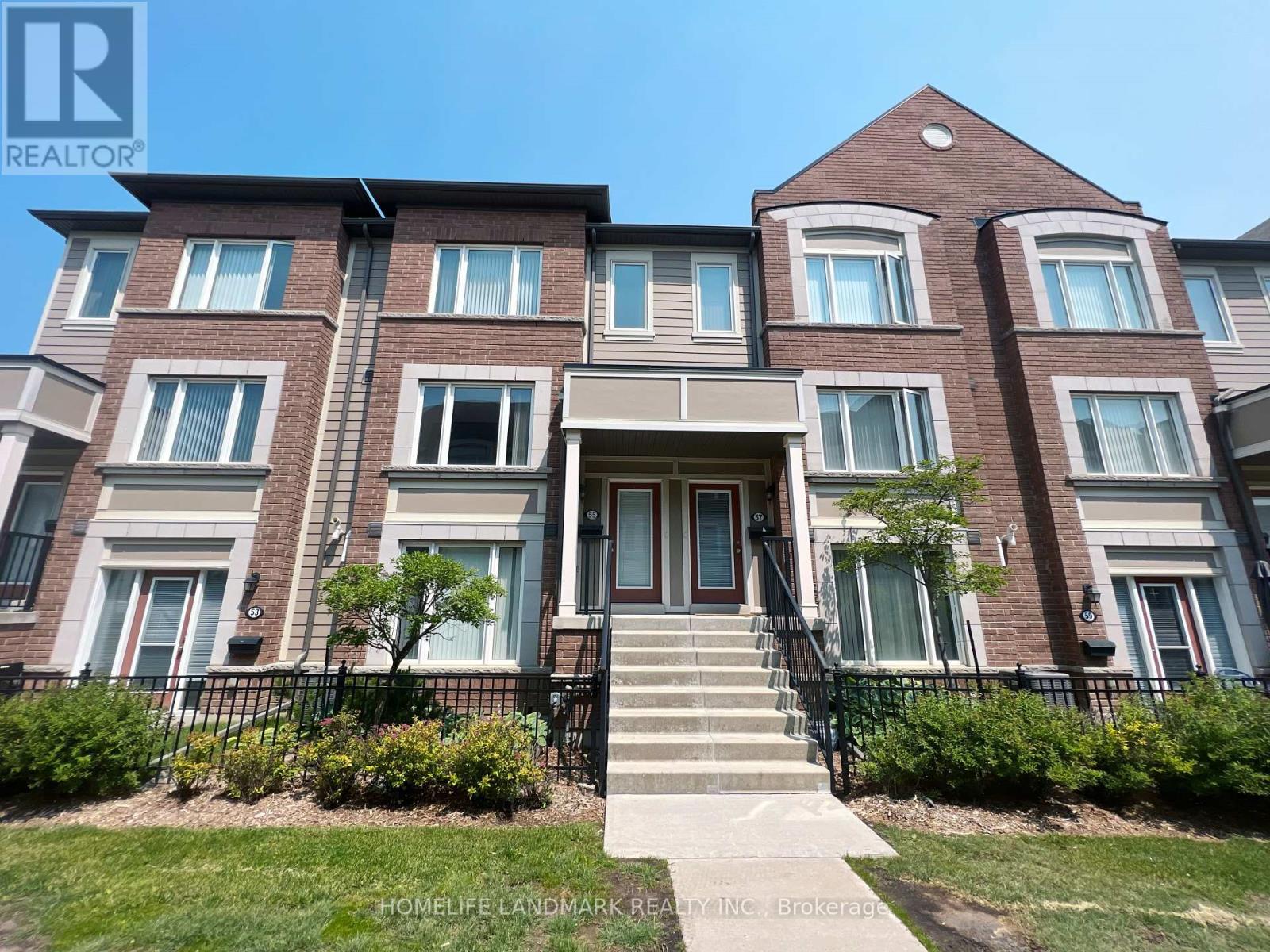 55 Burton Howard Dr, Aurora, ON L4G 0S3