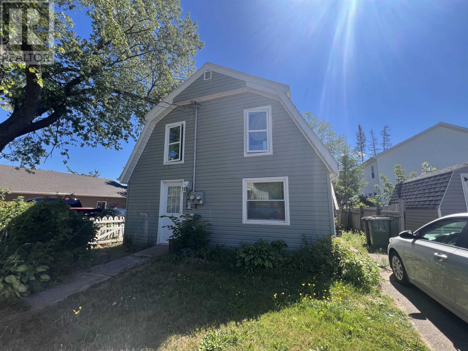 2 Eden St, Charlottetown, PE C1A 2S1