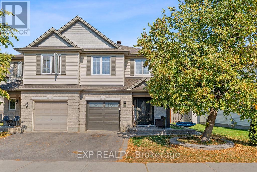 4085 Kelly Farm Dr, Ottawa, ON K1T 4J3