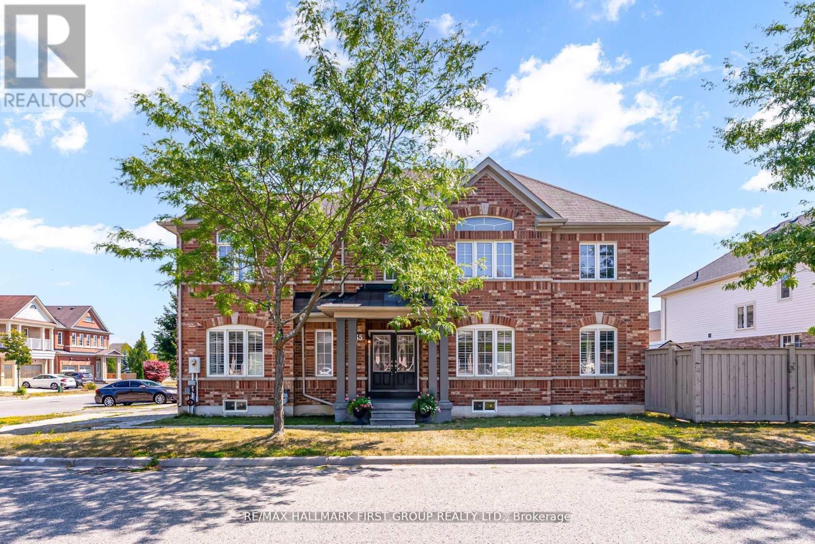 35 Elliottglen Dr, Ajax, ON L1Z 0G9