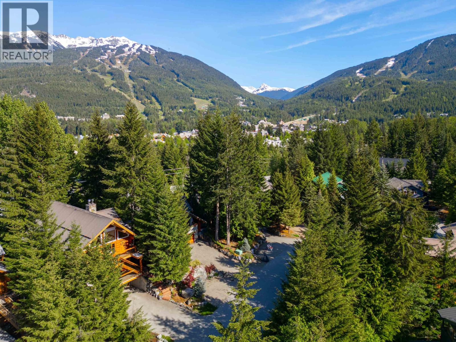 6252 Bishop Way, Whistler, BC V8E 0C6