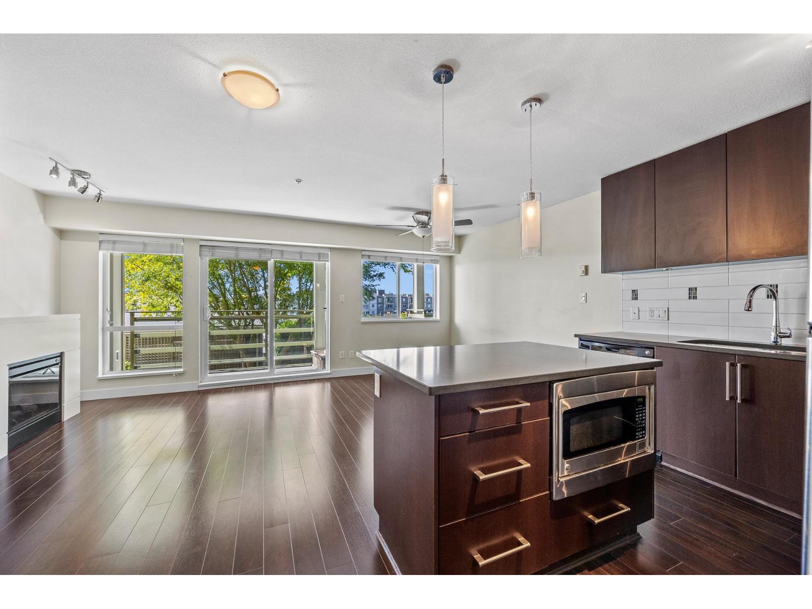 15850 26 Avenue Unit 363, Surrey, BC V3Z 2N6