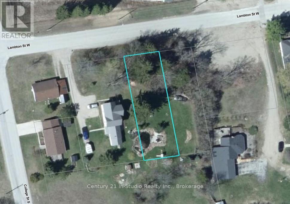 3 Lambton Street East, West Grey, ON N0G 1R0