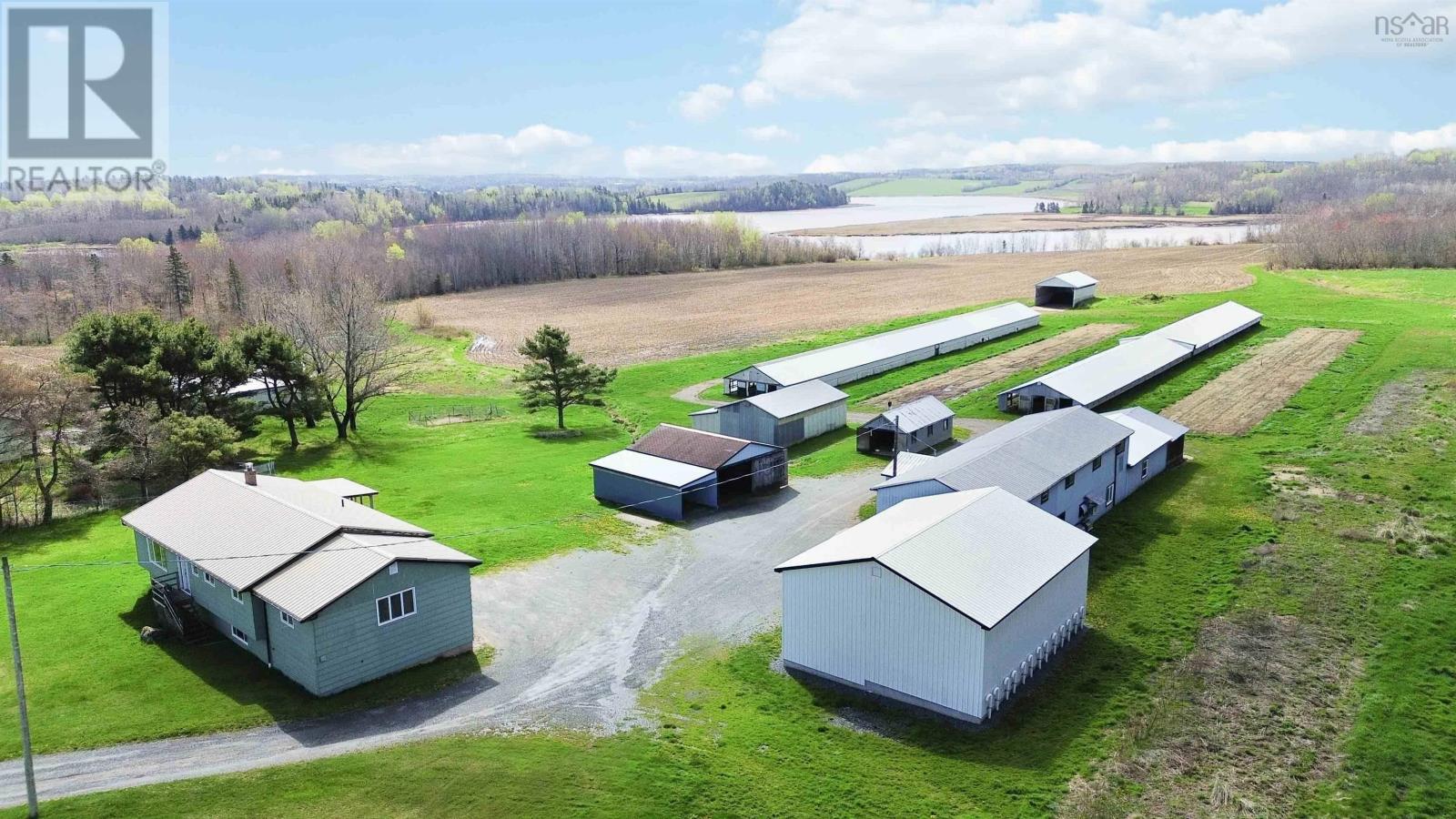 2849 Highway 215, Centre Burlington, NS B0N 2A0