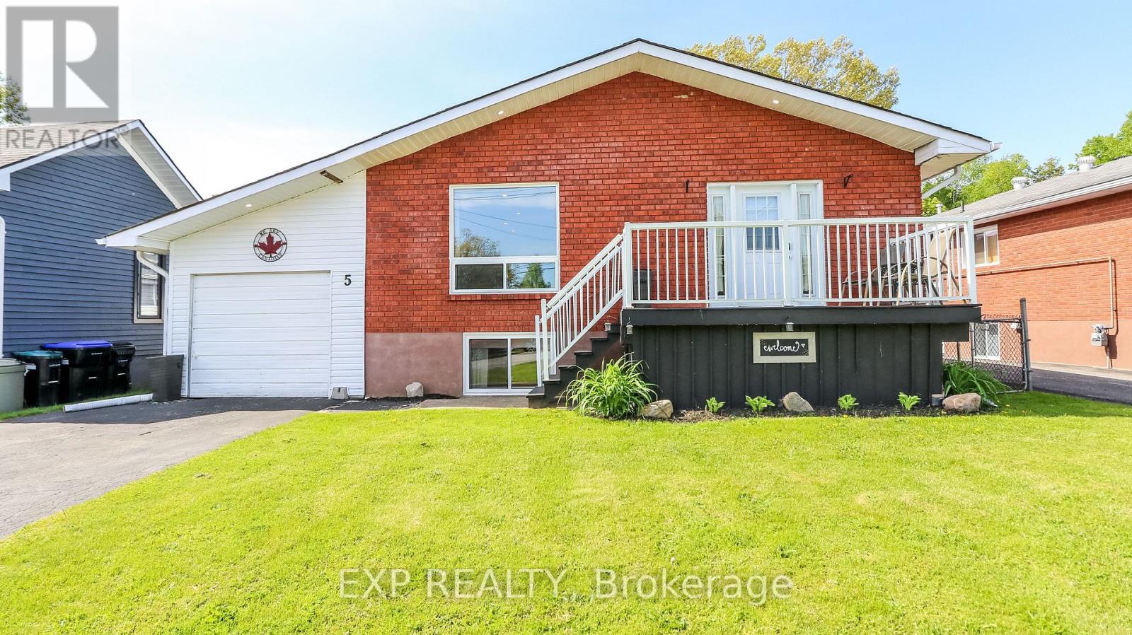 5 Bourgeois Beach Rd, Tay, ON L0K 1R0