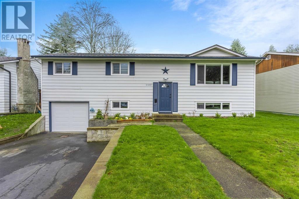 21057 Cook Ave, Maple Ridge, BC V2X 7P7