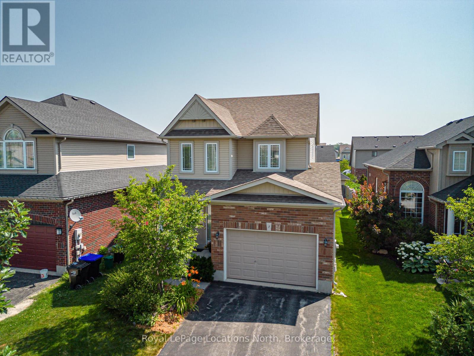 3 Davis St, Collingwood, ON L9Y 0E1
