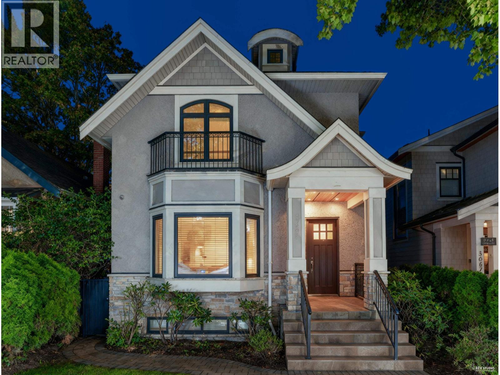 3477 W 20th Ave, Vancouver, BC V6S 1E5