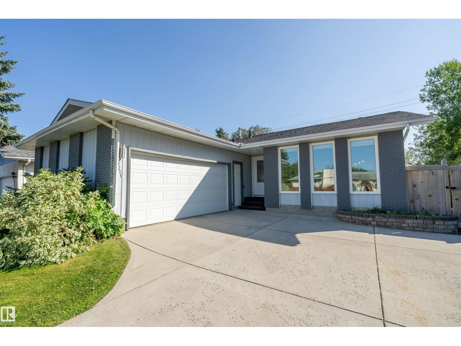 80 Av Nw Unit 18211, Edmonton, AB T5T 0V3