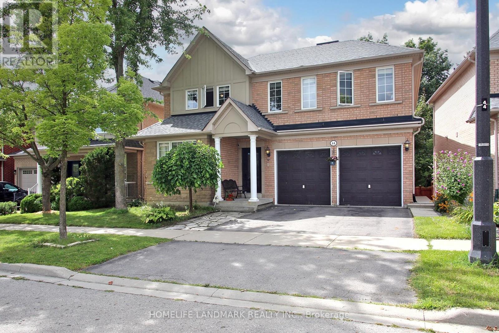 44 Skywood Dr, Richmond Hill, ON L4E 4L2