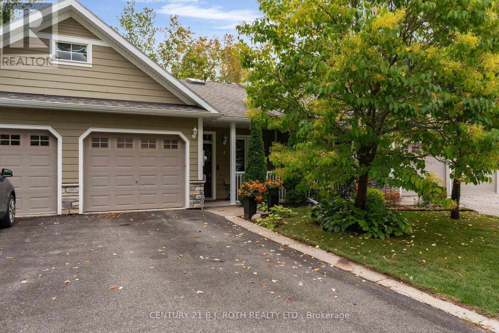 3 Riverwalk Dr, Severn, ON L0K 1E0