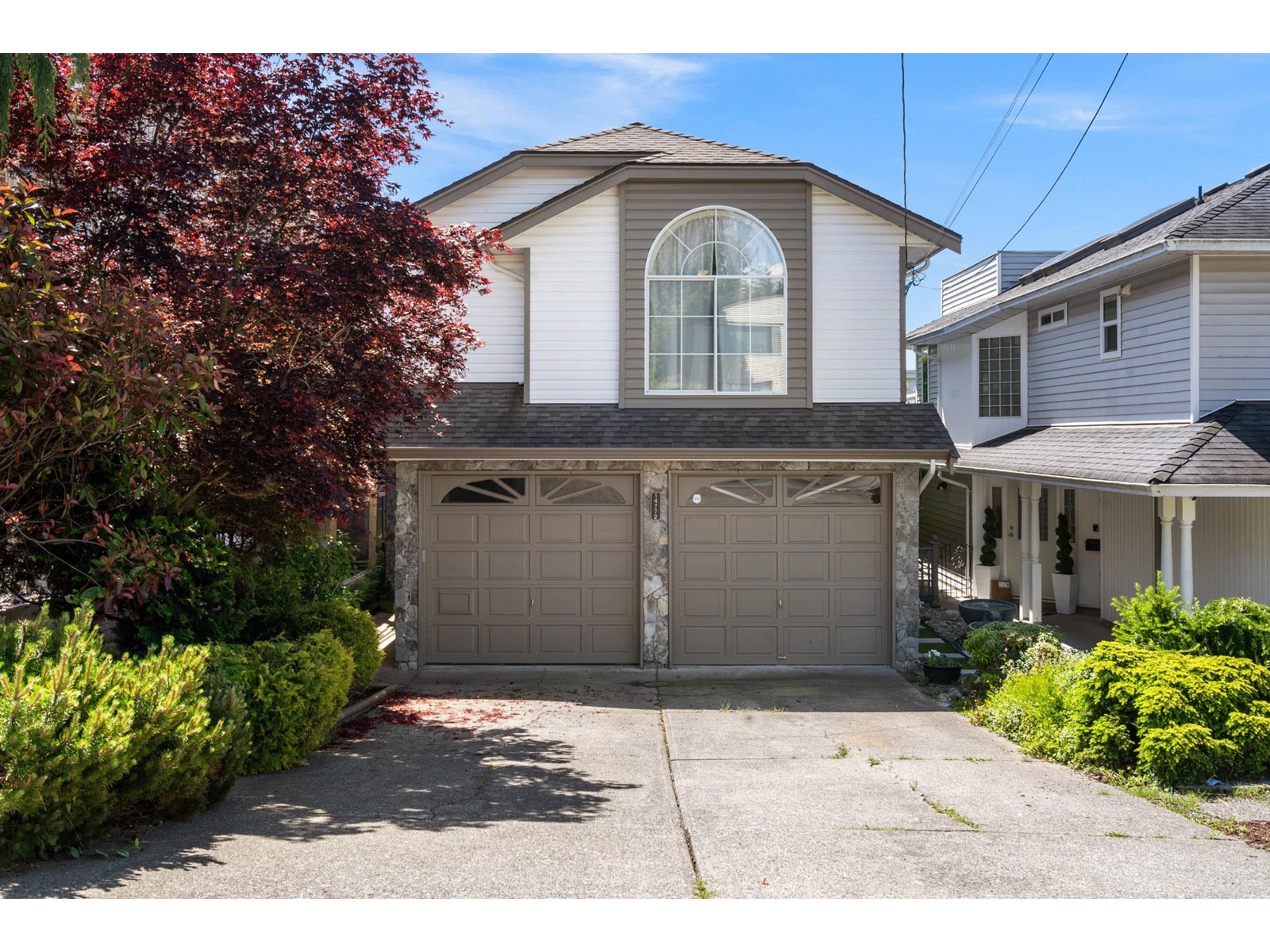 14772 Goggs Ave, White Rock, BC V4B 2N2