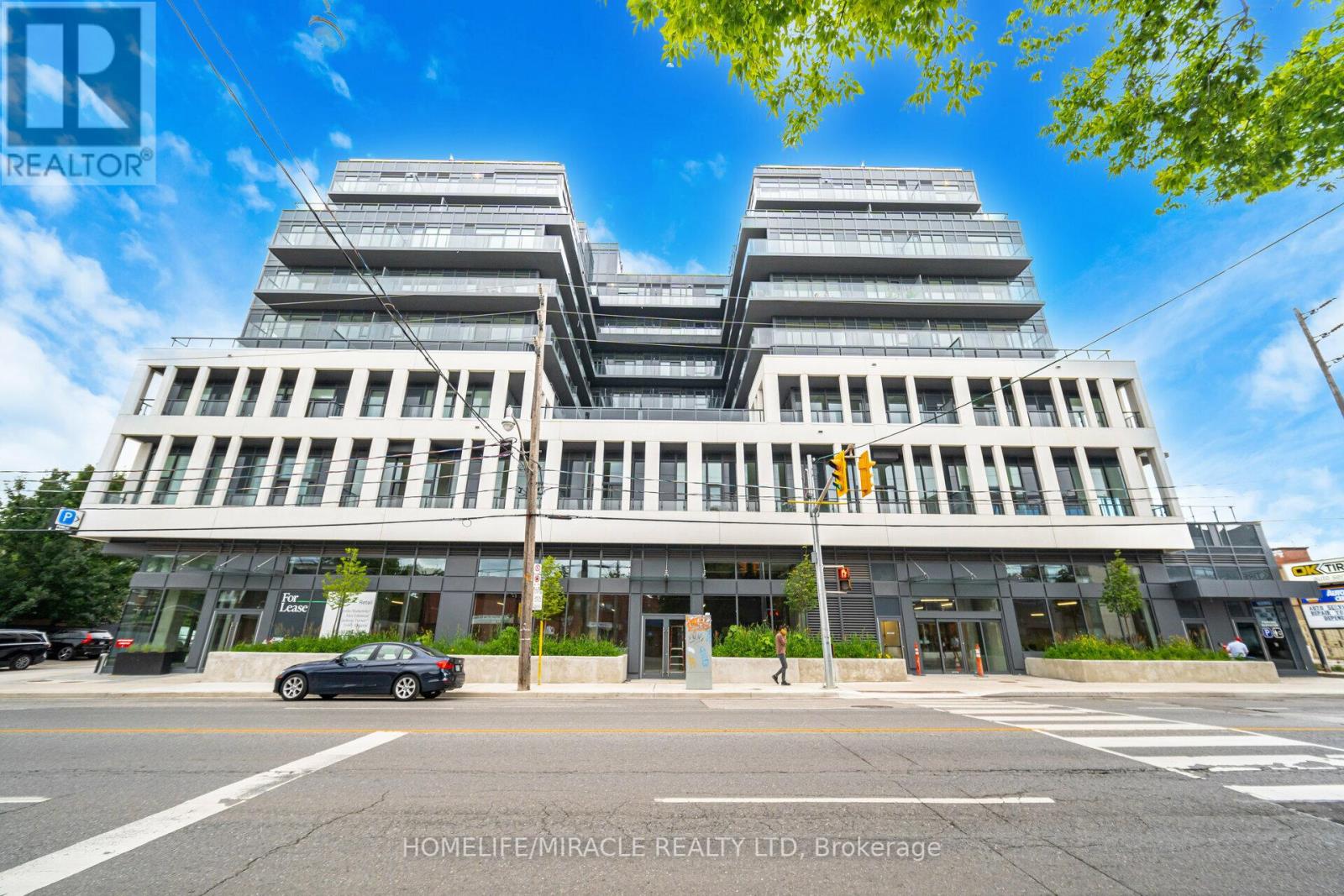 317 500 Dupont St, Toronto Annex, ON M6G 0B8