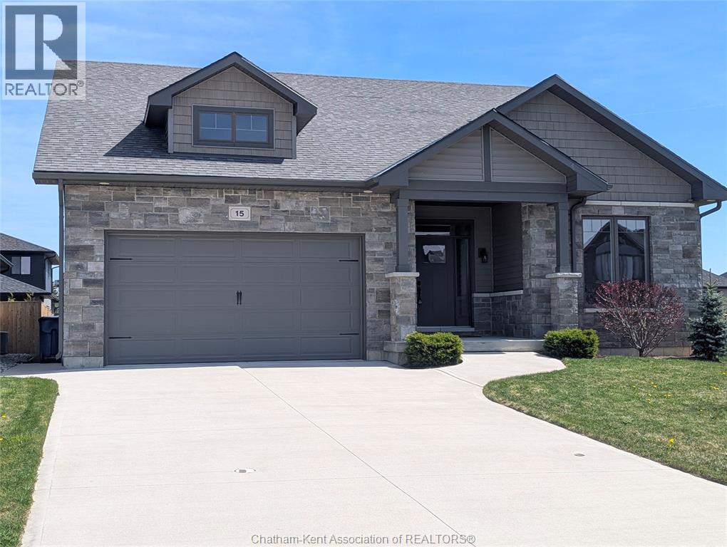 15 Sienna Ct, Chatham, ON N7M 0R9
