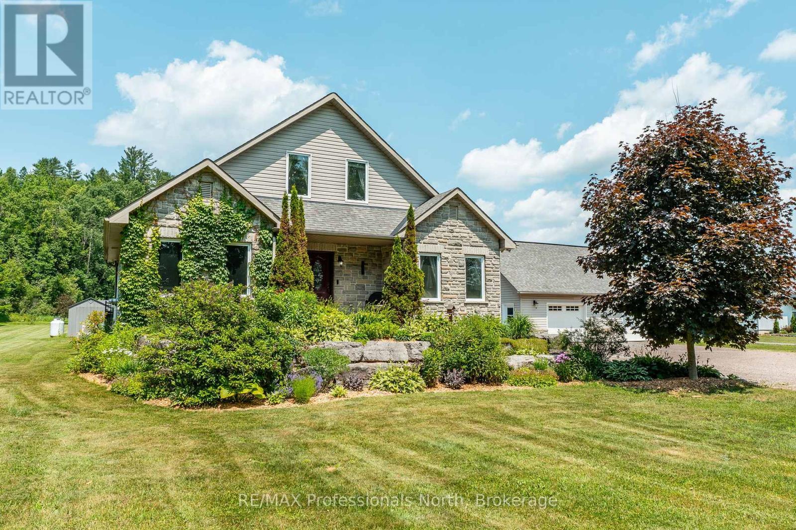 3981 Deep Bay Rd, Minden Hills, ON K0M 2K0