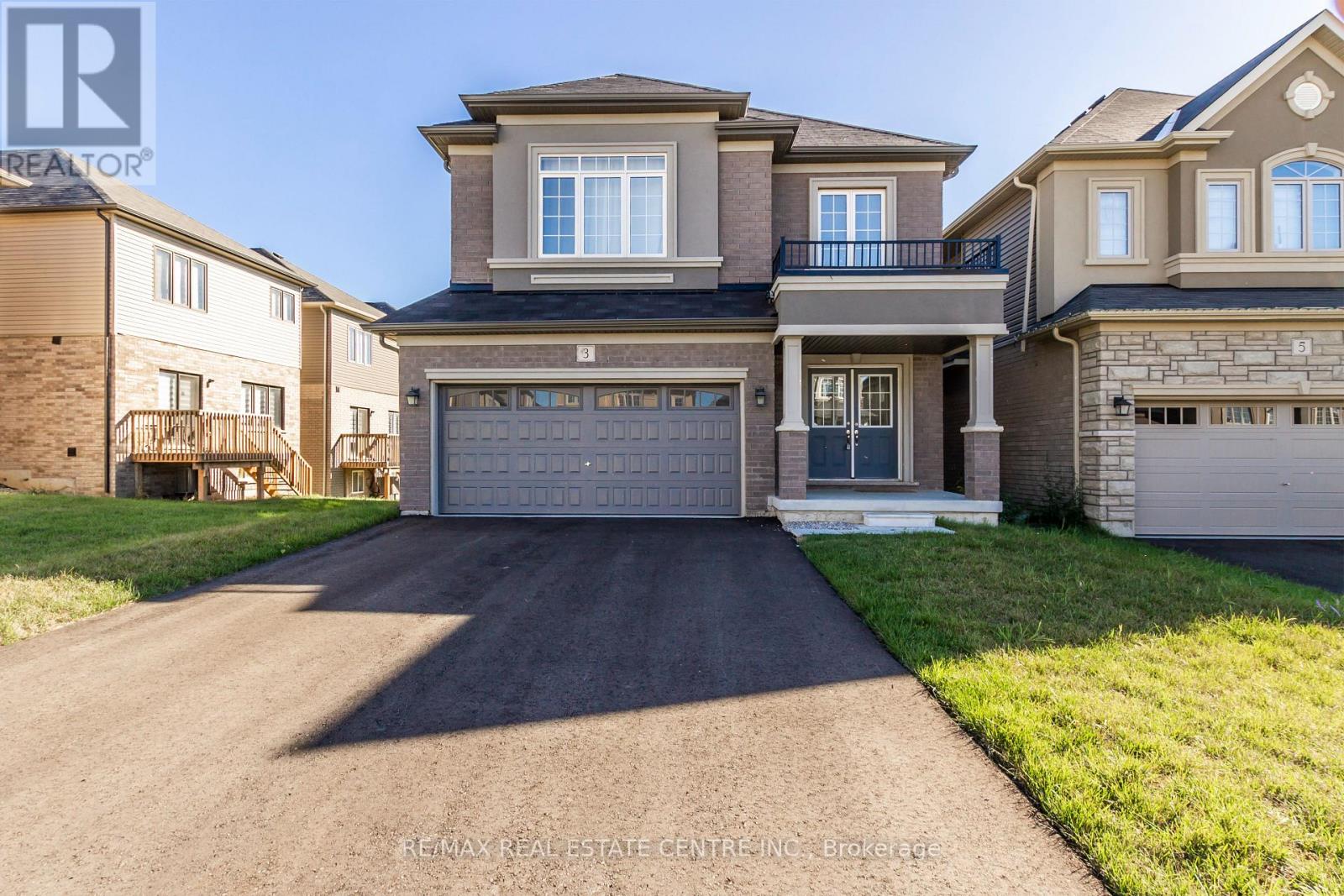 3 Stokes Rd, Brant, ON N3L 3E3