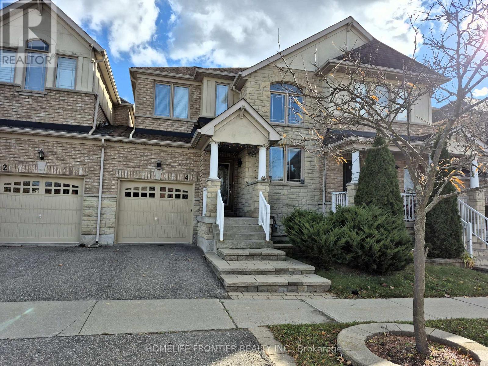 4 Riel Dr, Richmond Hill, ON L4E 4W4