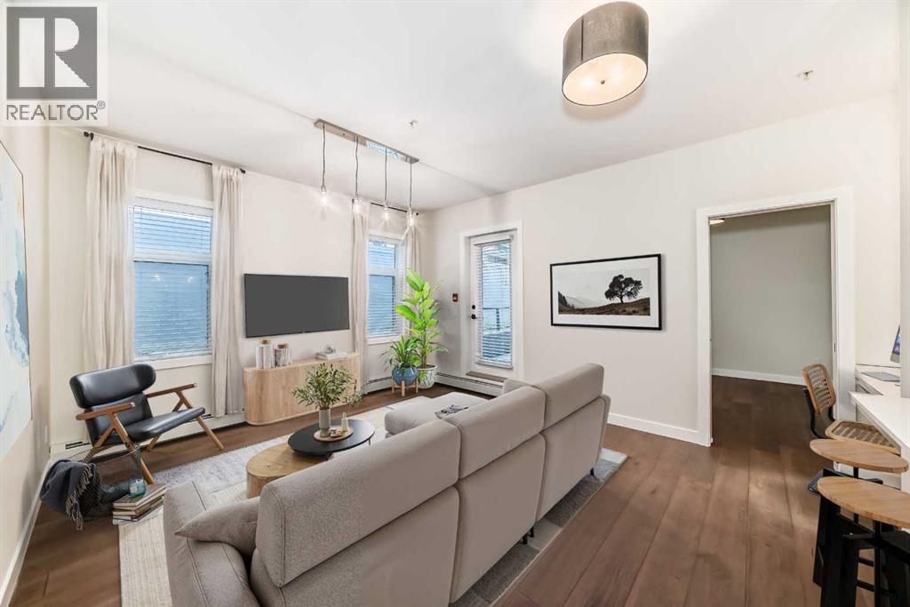 2702 17 Avenue Sw Unit 113, Calgary, AB T3C 1K7