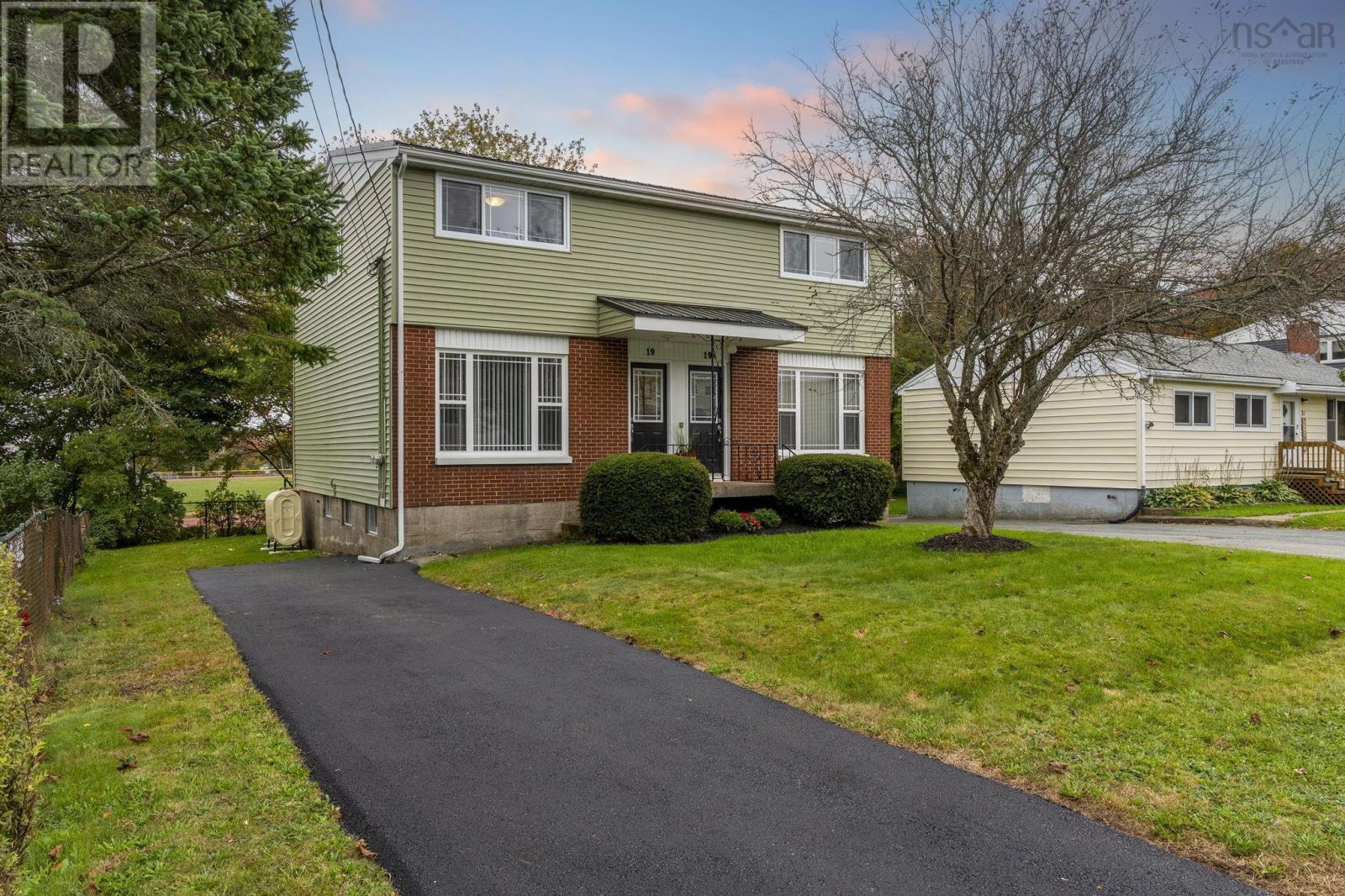 19-19 A Westwood Dr, Dartmouth, NS B2X 1Y3