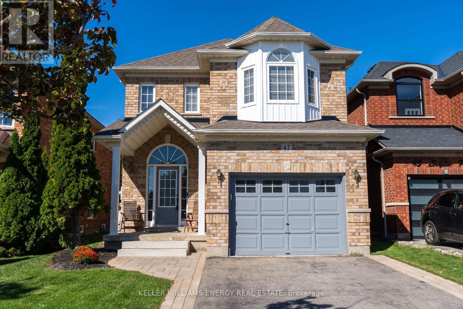 47 Scepter Pl, Whitby, ON L1R 3A8