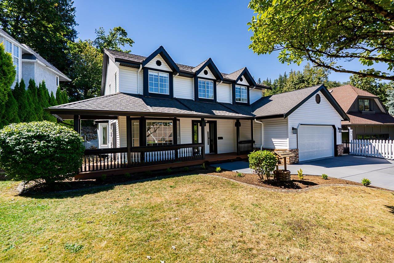 2455 Mountain Dr, Abbotsford, BC V3G 1E9