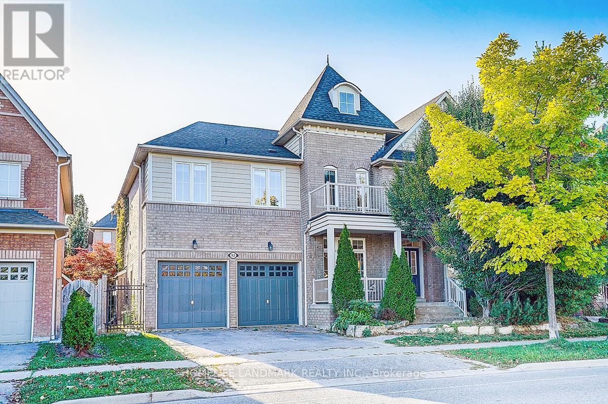 92 Montgomery Ave, Whitby, ON L1M 2N7
