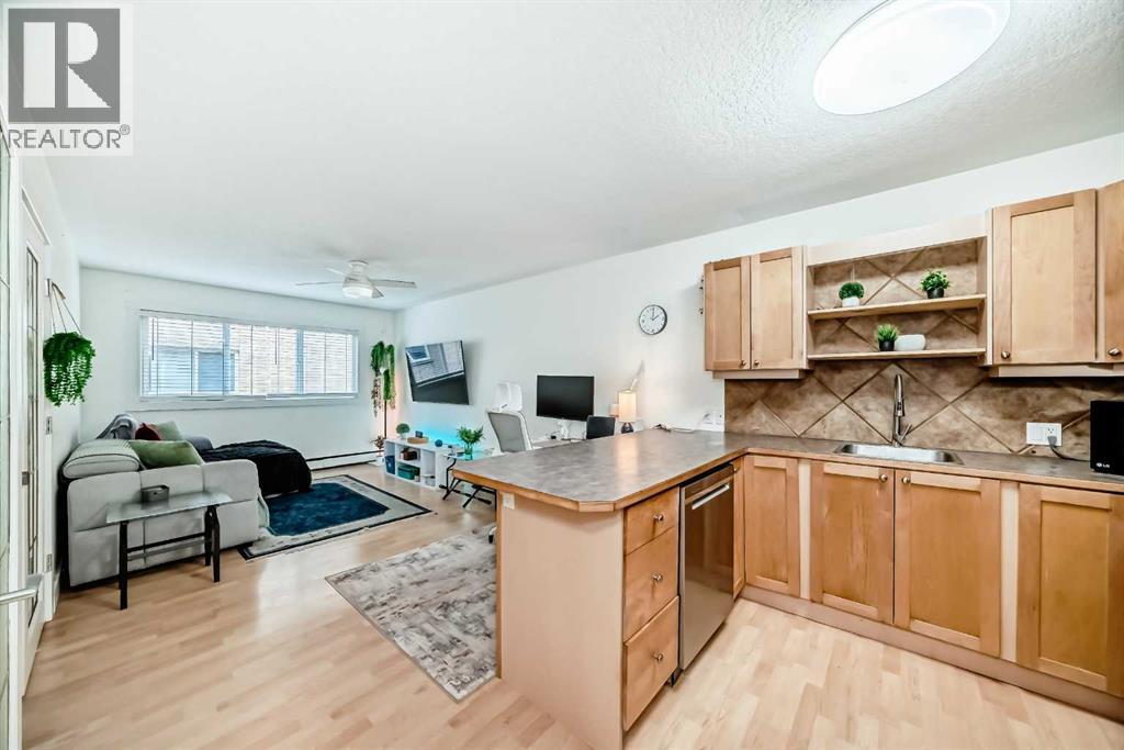 310 22 Avenue Sw Unit 8, Calgary, AB T2S 0H4