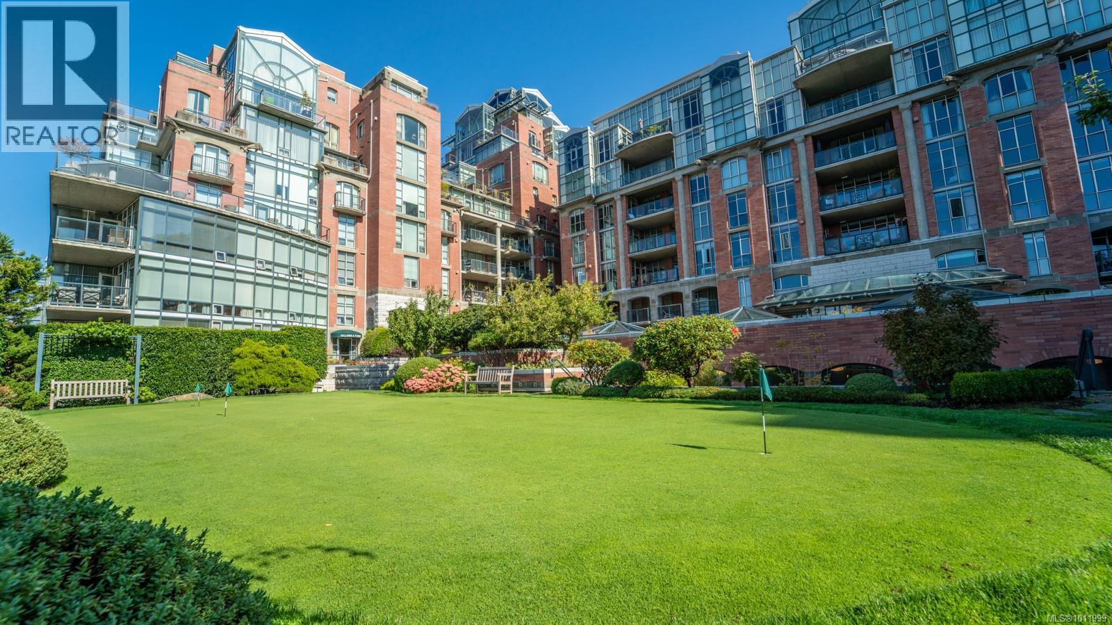 21 Dallas Rd Unit 231 Rd, Victoria, BC V8V 4Z9