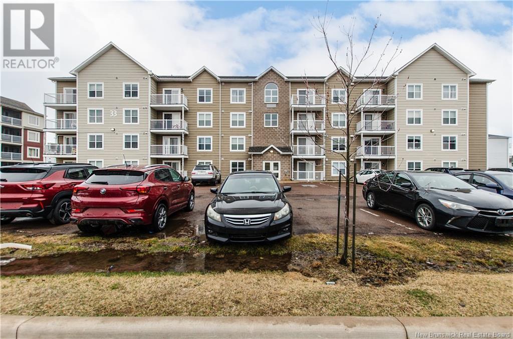 33 Sifroi Unit 207, Dieppe, NB E1A 1L6