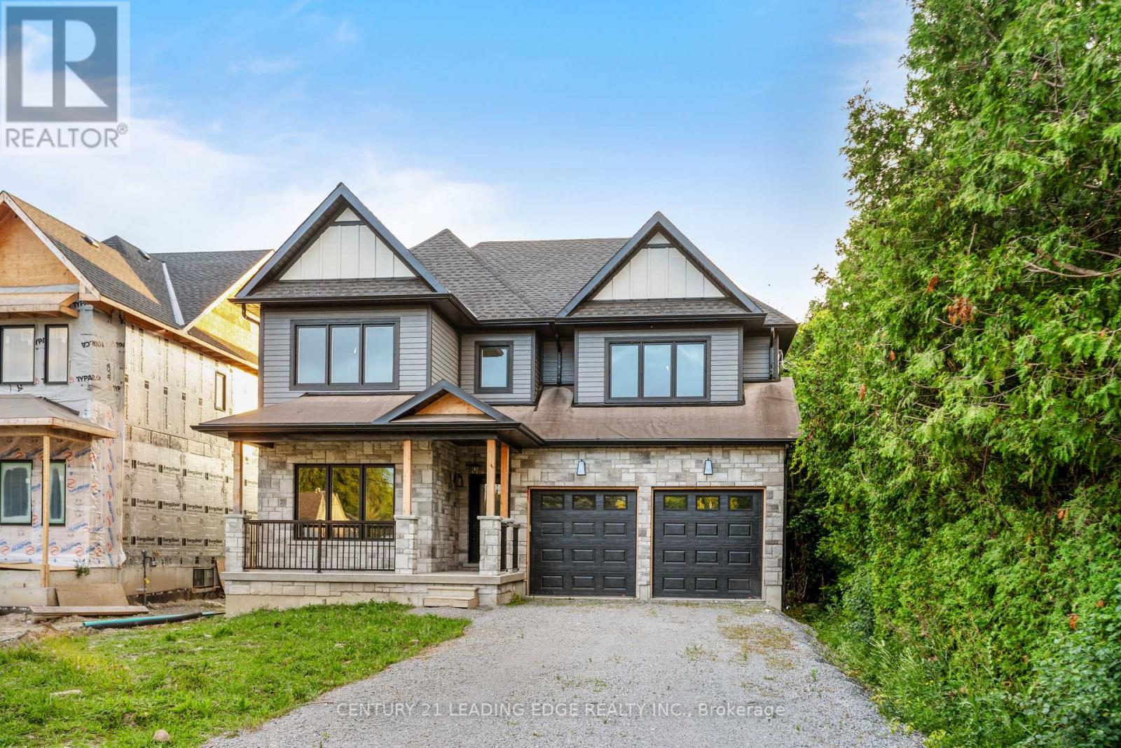 826 Montsell Ave, Georgina, ON L0E 1S0