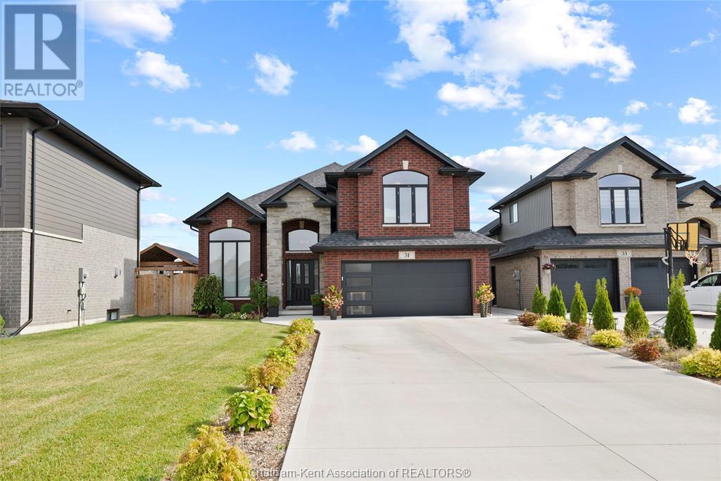 31 Peachtree Ln, Chatham-Kent, ON N7L 0A9