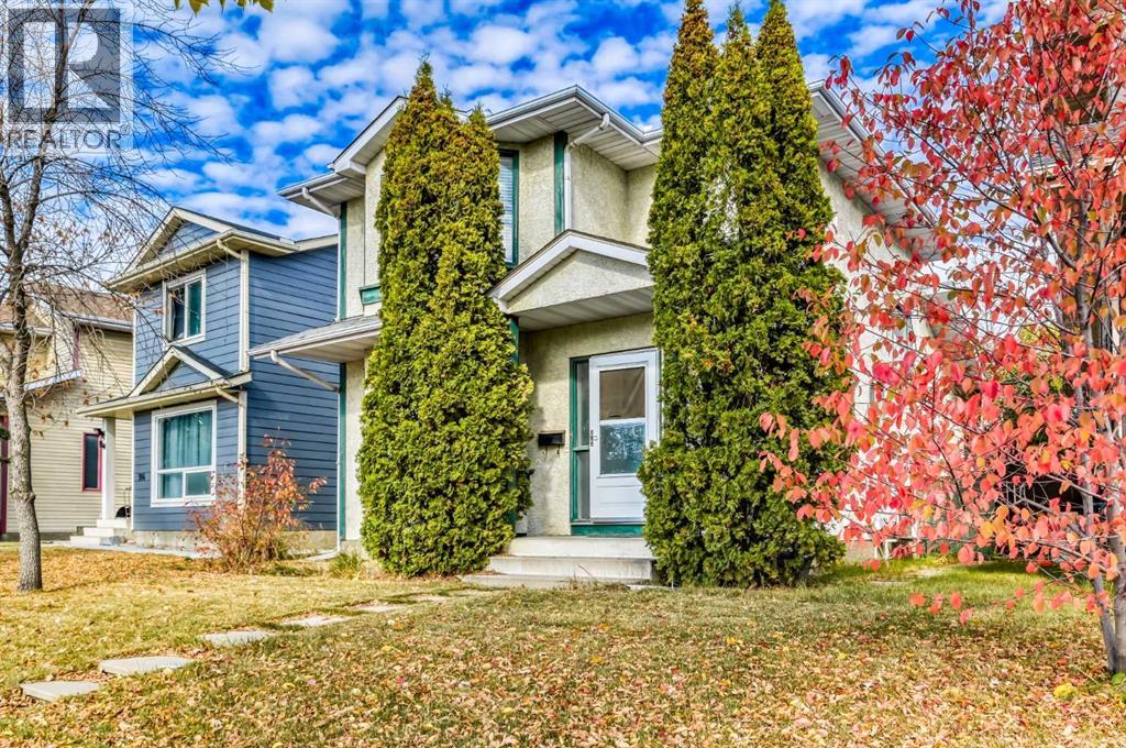 910 Erin Woods Dr SE, Calgary, AB T2B 3C4
