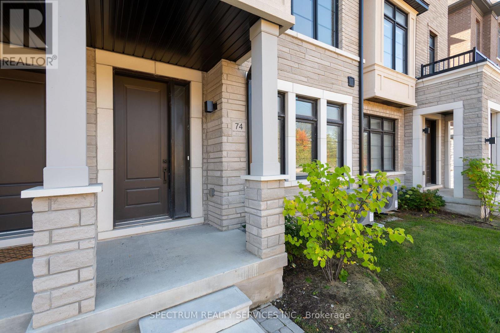 74 De La Roche Dr Blk 3-05 Dr, Vaughan Vellore Village, ON L4H 5G4