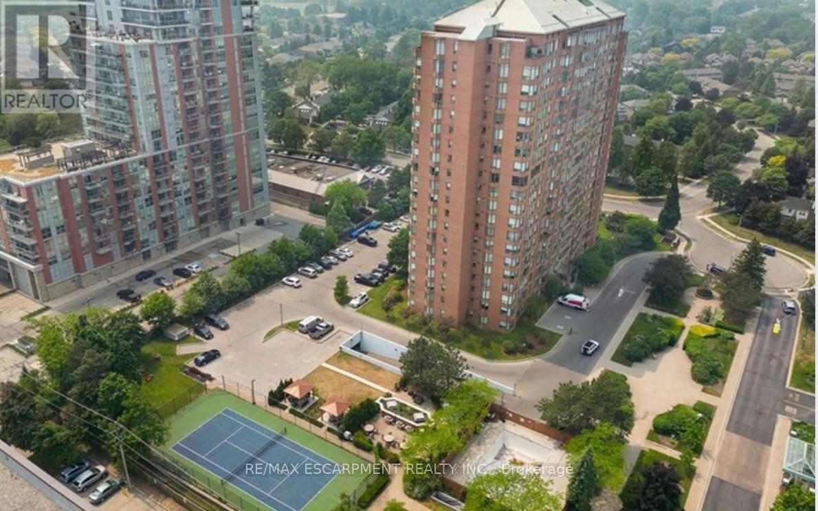 306 1270 Maple Crossing Blvd, Burlington, ON L7S 2J3