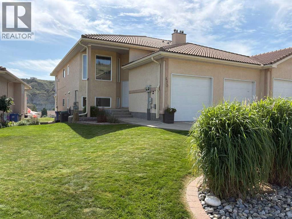 410 Canyon Boulevard West, Lethbridge, AB T1K 6V2