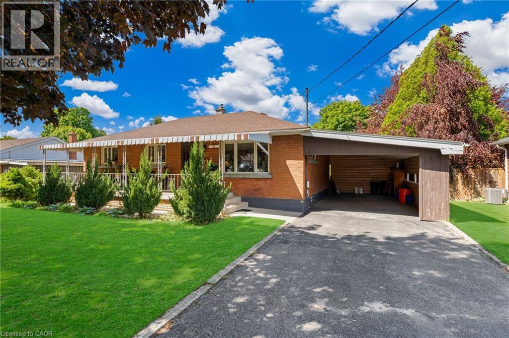 19 Kinnard Rd, Brantford, ON N3T 1P6