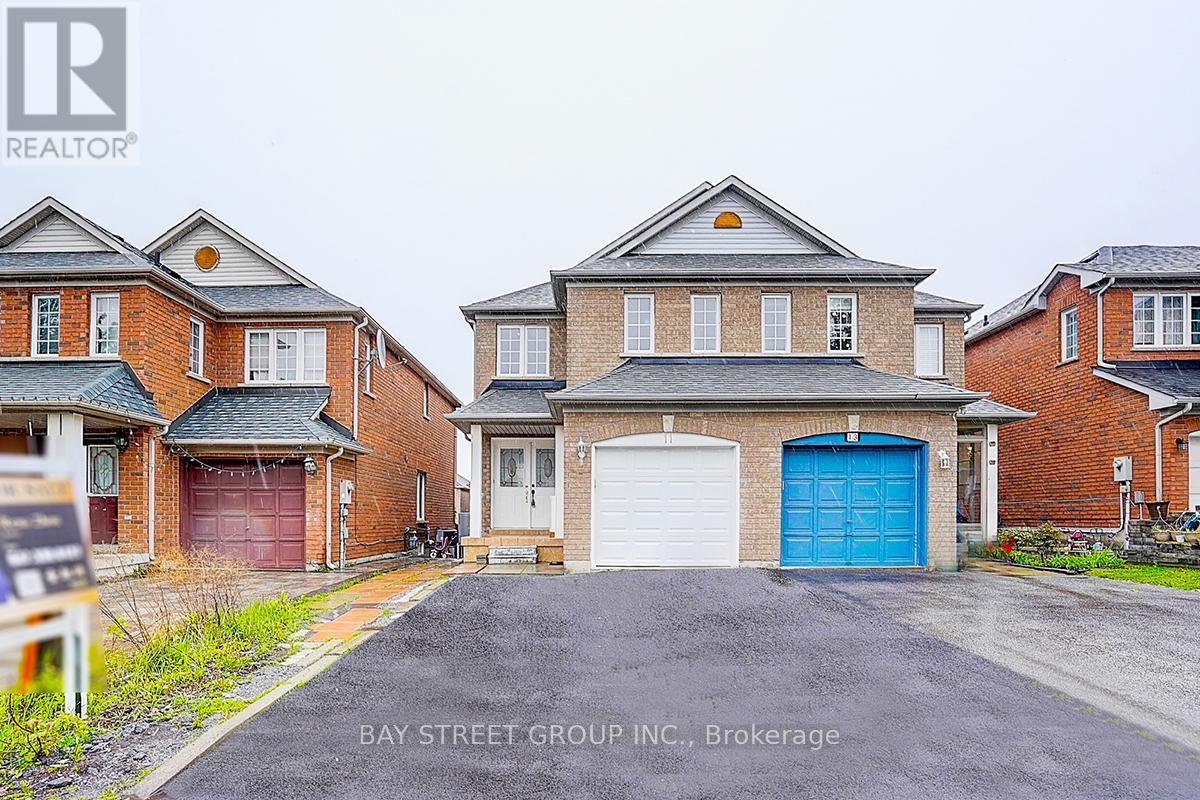 11 Tara Cres, Markham, ON L3S 4S7