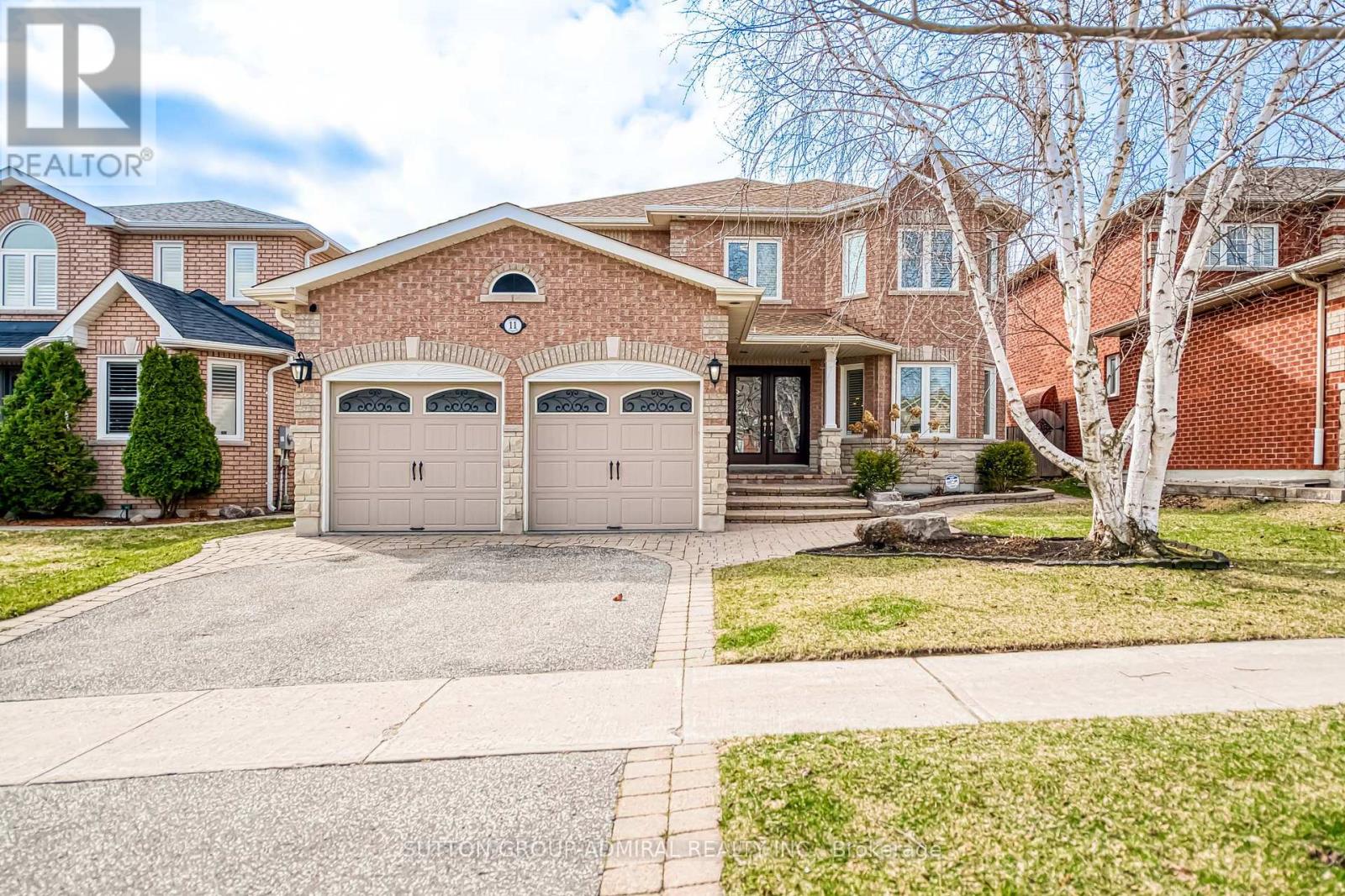 11 Saint Ave, Bradford West Gwillimbury, ON L3Z 3H6