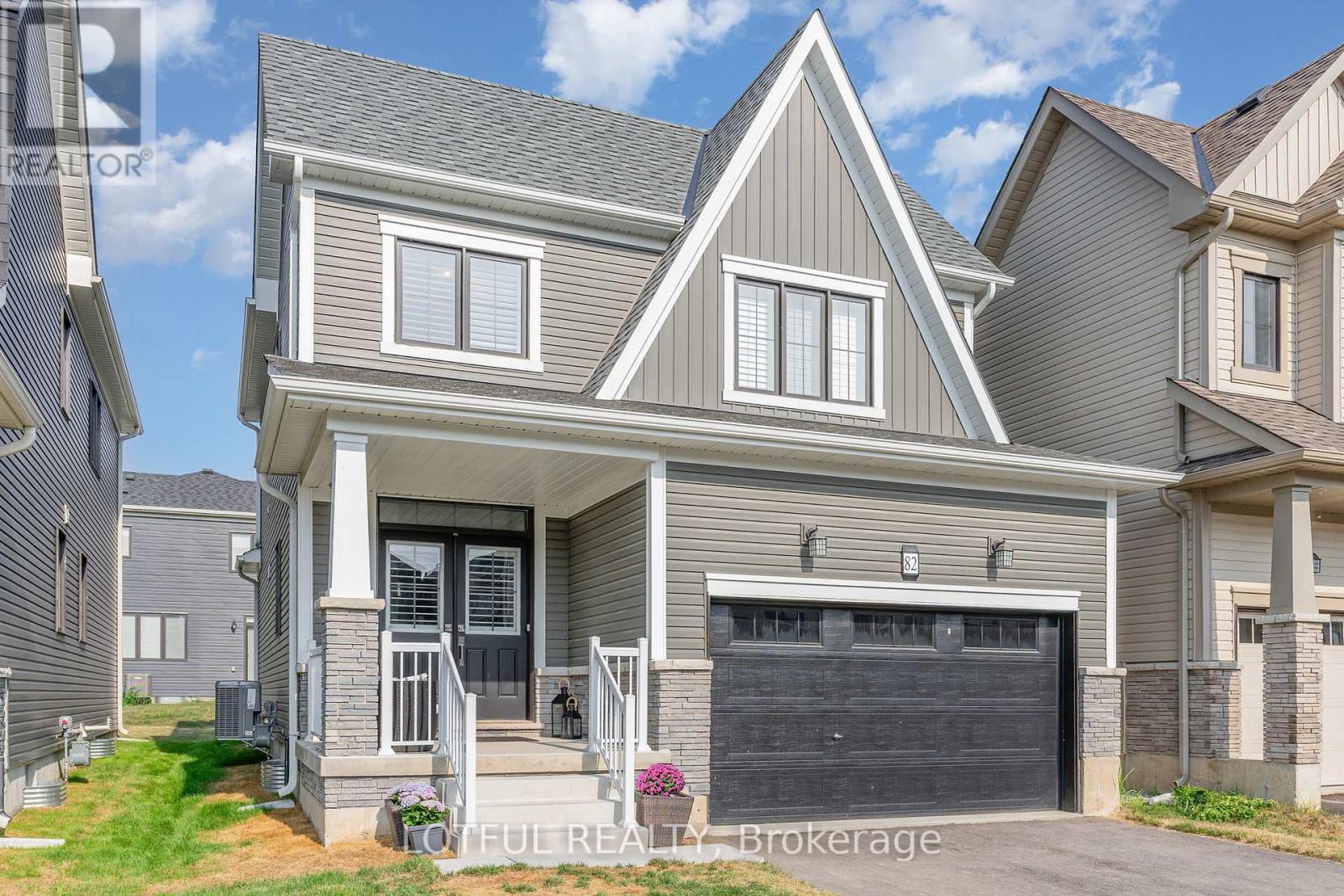 82 Lilac Cir, Haldimand, ON N3W 0H6