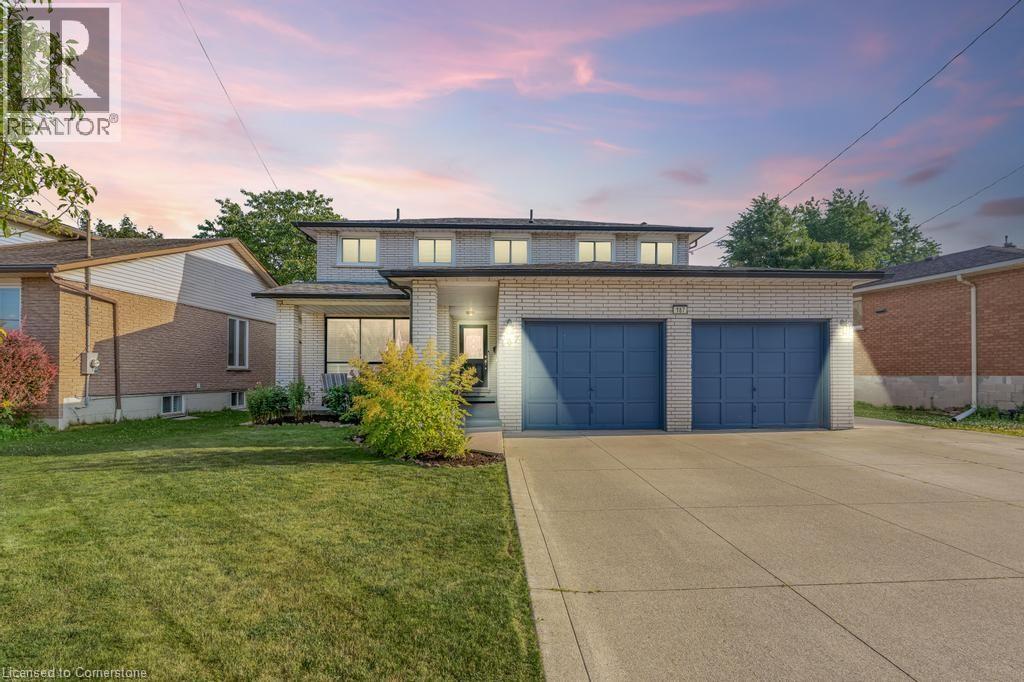 187 Guildwood Dr, Hamilton, ON L9C 6W7